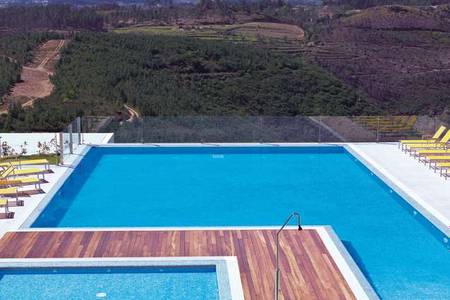 Águahotels Mondim de Basto, Pool mit Panoramablick