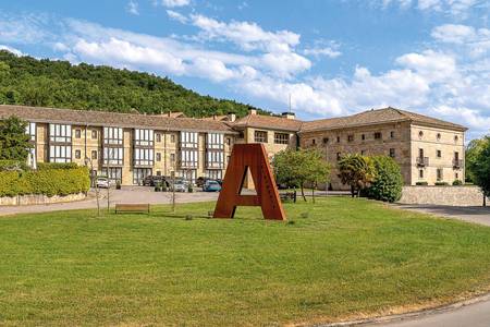 Parador de Argómaniz, Resort/Hotelanlage