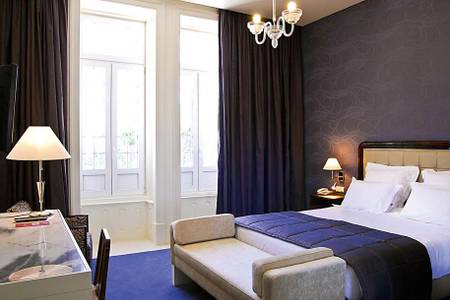 Curia Palace Hotel Spa & Golf, Doppelbett mit Schreibtisch