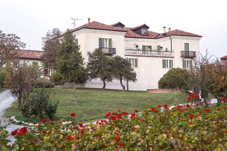 Podere Luigi Einaudi, Resort/Hotelanlage