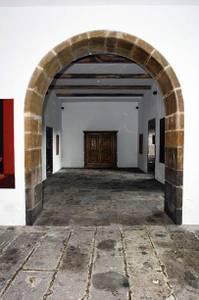 Convento de São Francisco, Eingang