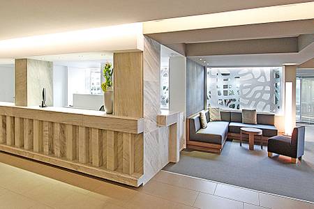 BG Java Hotel, Rezeption