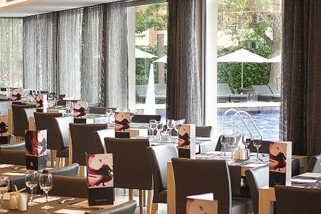 BG Java Hotel, Restaurant