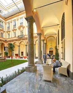 Grand Hotel Piazza Borsa, sonstige