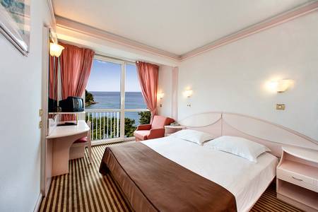 Hotel Zorna Plava Laguna - Zelena Resort, Meerblick Hotel Zorna Plava Laguna - Zelena Resort, Meerblick