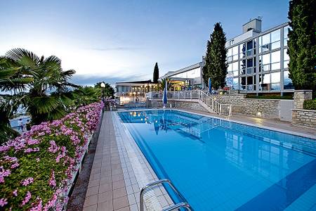 Hotel Zorna Plava Laguna - Zelena Resort, Pool/Poolbereich Hotel Zorna Plava Laguna - Zelena Resort, Pool/Poolbereich