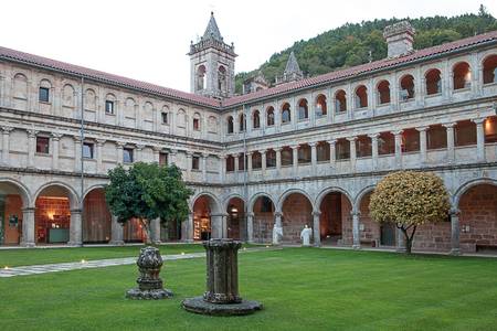 Parador de Santo Estevo, Resort/Hotelanlage