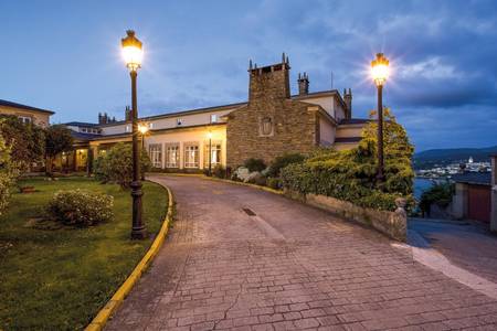 Parador de Ribadeo, Resort/Hotelanlage