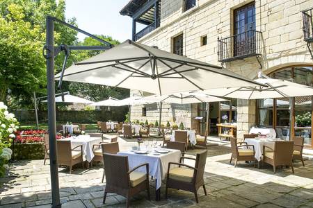 Parador de Santillana Gil Blas, Resort/Hotelanlage