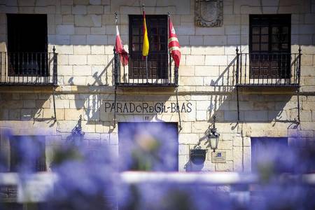 Parador de Santillana Gil Blas, Resort/Hotelanlage