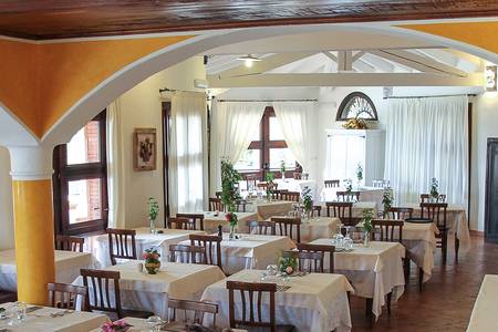 Hotel Galanias, Restaurant/Gastronomie