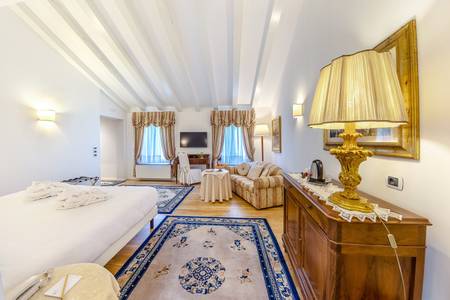 Borgo ca’ dei Sospiri, Deluxe