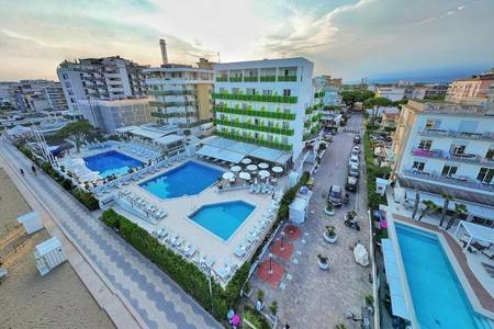 Hotel Bristol, Resort/Hotelanlage
