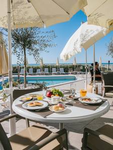 Hotel Bristol, Pool/Poolbereich