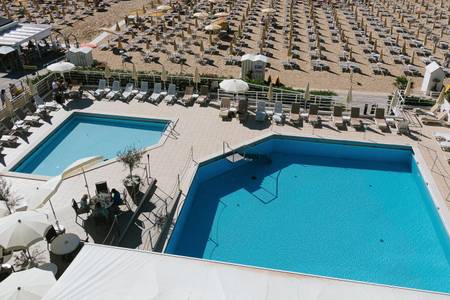 Hotel Bristol, Pool/Poolbereich