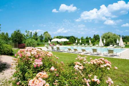 Relais Corte Cavalli, Pool/Poolbereich