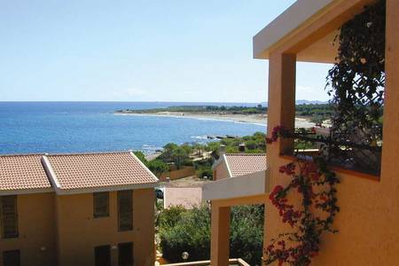 Il Borgo di Porto Corallo, Meer