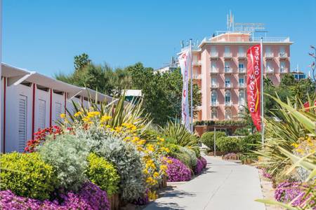 Hotel Milton, Resort/Hotelanlage