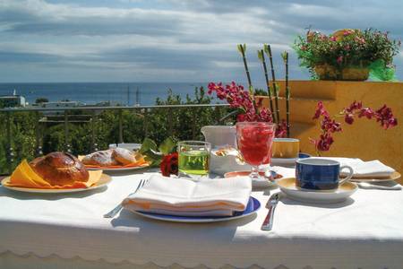 Hotel Bouganville, Restaurant/Gastronomie