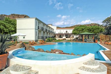 Hotel Orsa Maggiore, Pool/Poolbereich