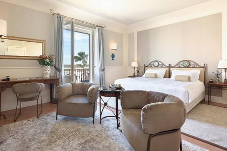 Almar Giardino di Costanza Resort & Spa, Junior-Suite Poolblick