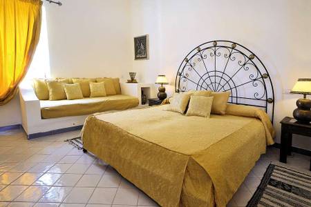Hotel Lisca Bianca, Zimmer mit Fliesenboden