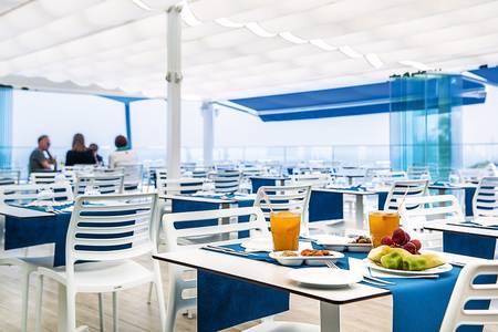 Carvi Beach Hotel, Restaurant/Gastronomie