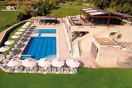 Niriides Luxury Villas, Resort/Hotelanlage
