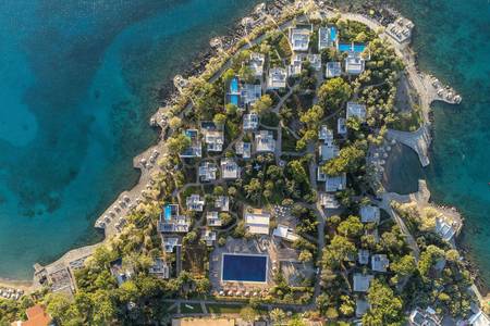 Minos Beach Art Hotel, Resort/Hotelanlage