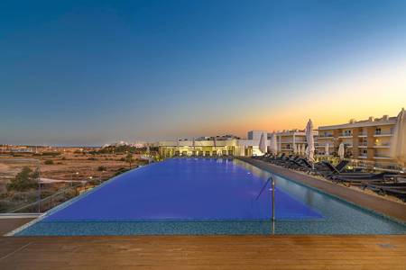 Jupiter Marina Hotel - Couples & SPA, Pool/Poolbereich
