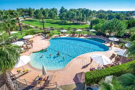 Vale d'El Rei Hotel & Villas, Garten mit Pool