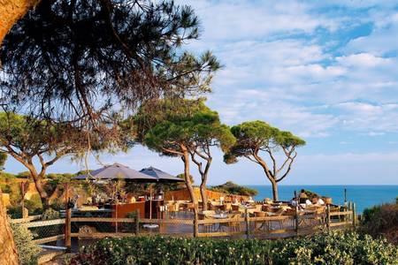 Pine Cliffs Gardens, Restaurant/Gastronomie