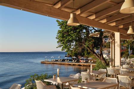 Aeolos Beach Resort, Restaurant/Gastronomie