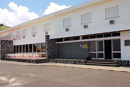Hotel Servi-Flor, Fassade