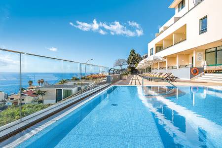 Madeira Panorâmico Hotel, Hotelausschnitt mit Pool