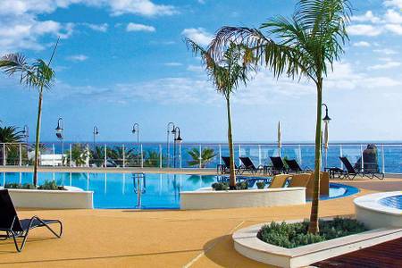 Meliá Madeira Mare, Pool mit Meerblick