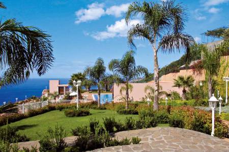 Hotel Ocean Gardens, Garten mit Meerblick