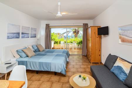 Appartements Charco del Conde, Studio mit kombiniertem Wohn- und Schlafbereich sowie Küchenzeile