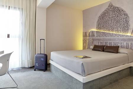 Granada Five Senses, Standard