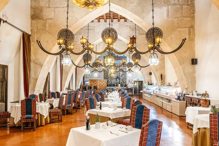 Parador de Jaén, Restaurant/Gastronomie