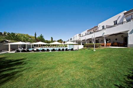 M’AR de AR Muralhas - Timeless Charme Hotel, Garten mit Pool