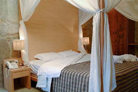 Hotel Rural Maria da Fonte, Himmelbett