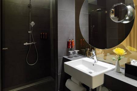 H10 Port Vell, Wohnbeispiel