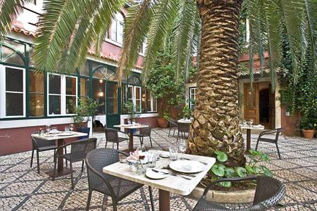 York House, Innenhof Terrasse