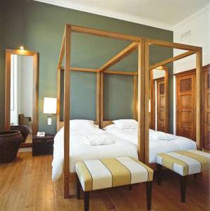 York House, Deluxe
