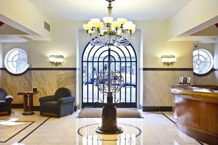 Hotel Britânia, Lobby