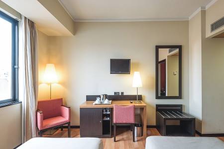 Hotel Lisboa, Standard