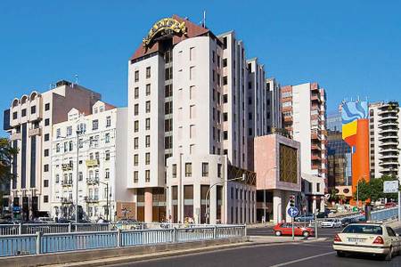 Hotel Alif Campo Pequeno, Hotel