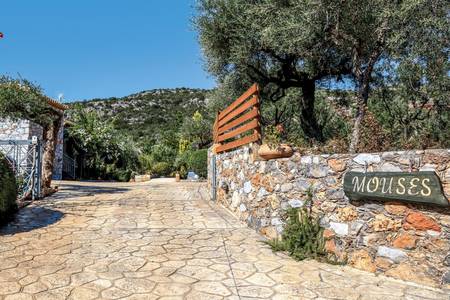Mouses Apartments, Resort/Hotelanlage