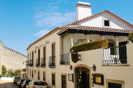 Josefa de Óbidos Hotel, Hotel